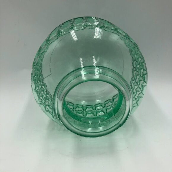 Green Glass Vase With Checkered Pattern Table Décor No Lid - Picture 8 of 11